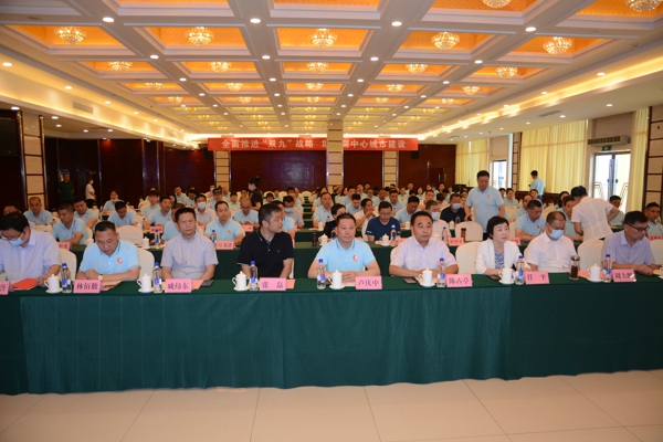 河南省温州商会组织“百名温商进淅川”(图9) 微信图片_20220629141244.jpg