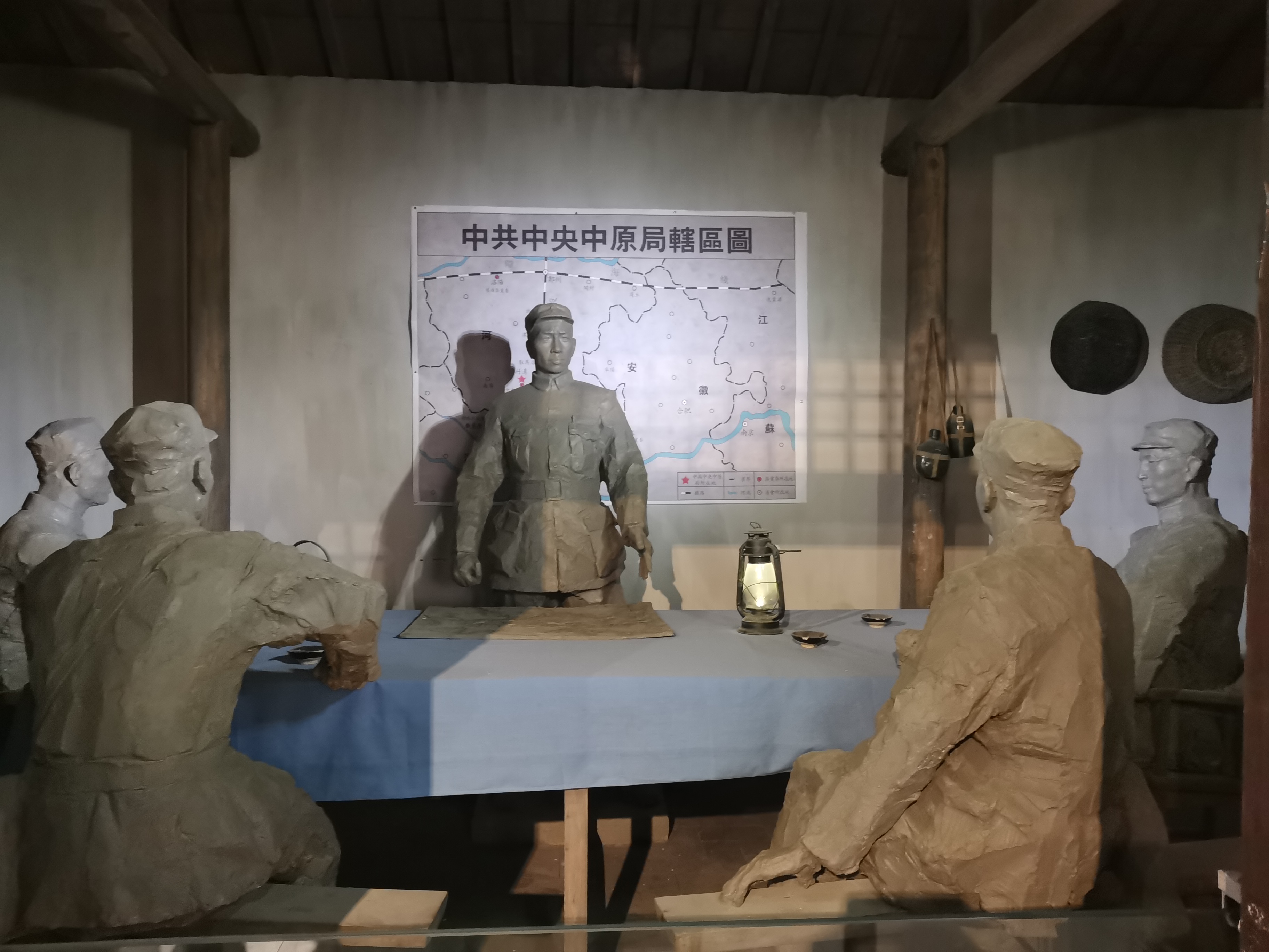 缅怀先烈,追忆峥嵘岁月——我会党支部参观中原英烈纪念馆(图6) 00c2ea3af28e3b3cced47edba0643b3.jpg