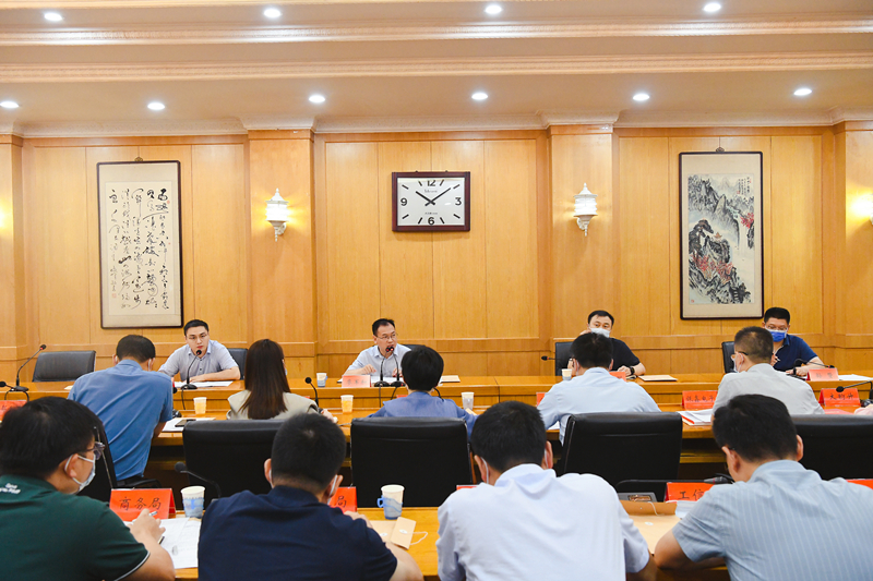 管城区纪委、工商联召开“构建亲清 政商关系 优化营商环境”座谈会(图2) 微信图片_20220729170127_副本.jpg