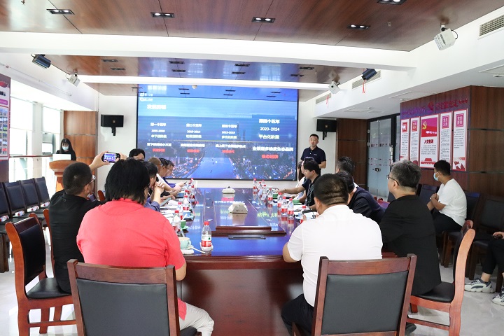 为会员企业赋能,郑州市盐城商会组织赴海一云商集团学习交流(图3) 王总.jpg