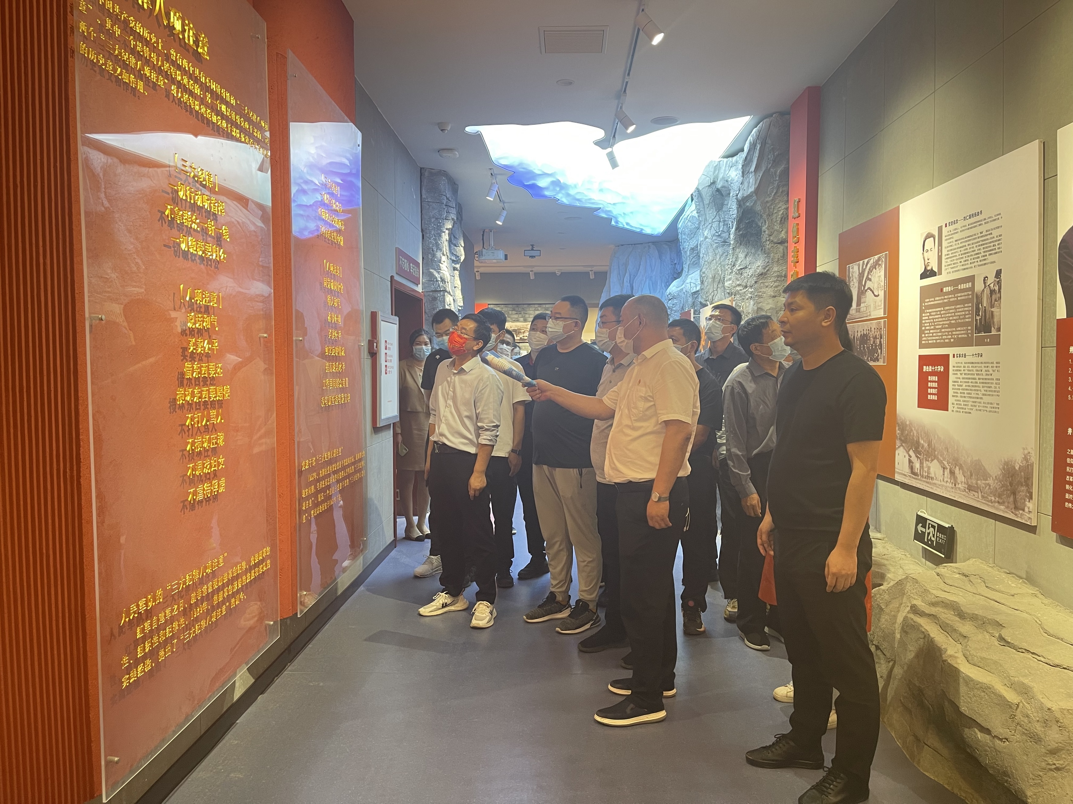 喜迎二十大 学史向未来(图2) 0ca3fab48b7ce7a0702d980031b550c.jpg