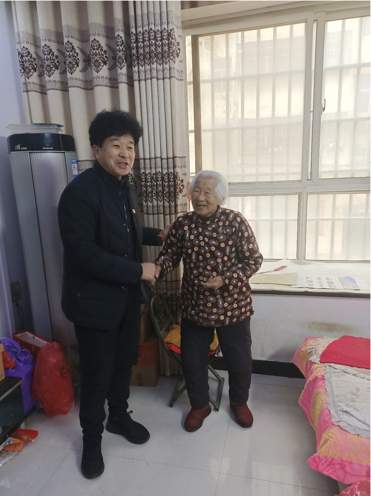 三九寒冬送温暖,精准帮扶暖人心(图3) 5.jpg