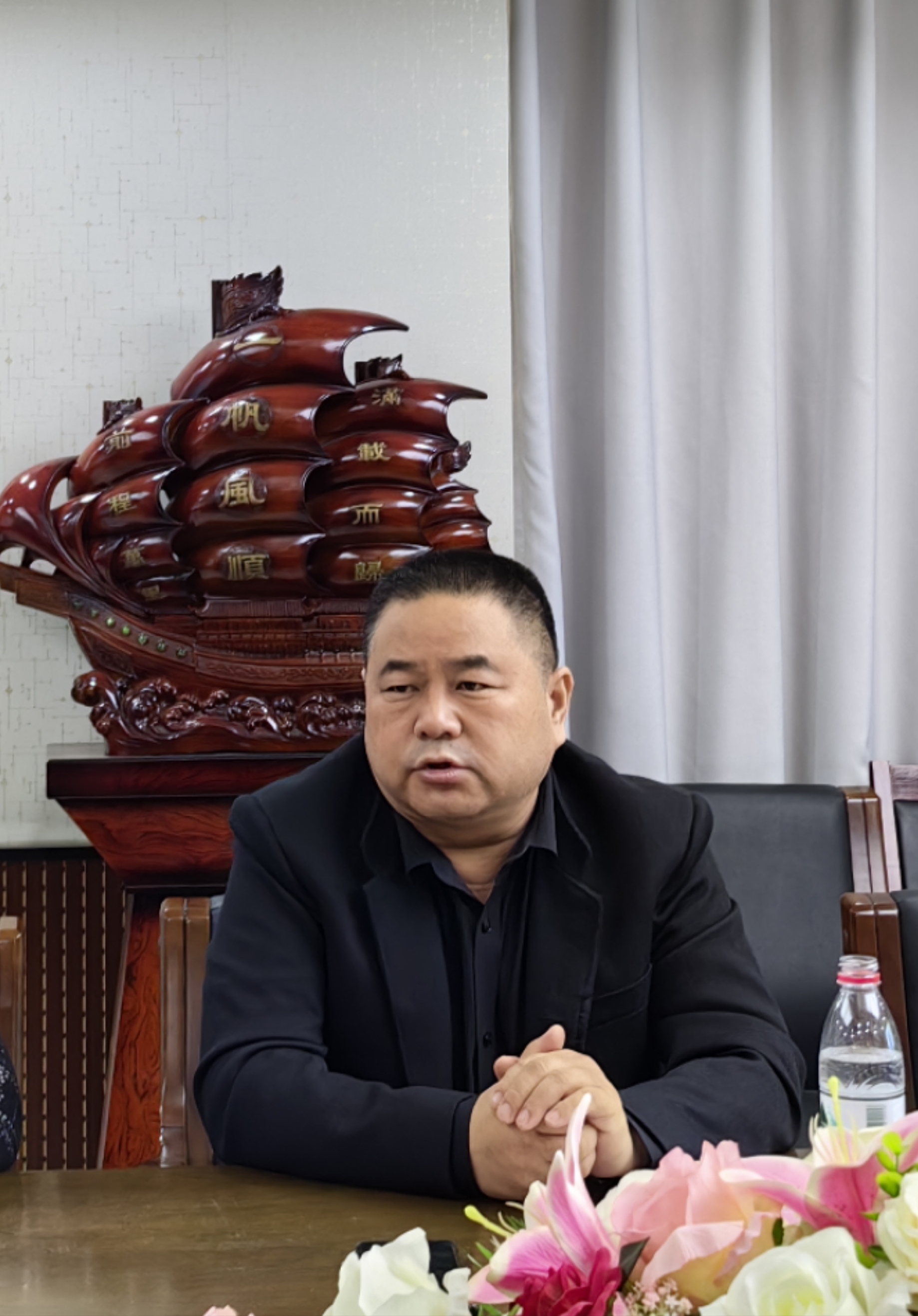 打通产业链 精准内循环——郑州延津商会召开建筑行业交流座谈会(图6) 7b9a961126cd460c8e6fbafed10b7ff.jpg