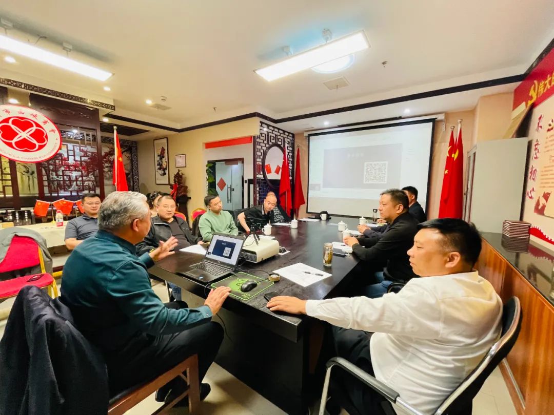 郑州市西峡商会举办“案说企业经营风险及防控”专题讲座(图6) 微信图片_20230518185518.jpg