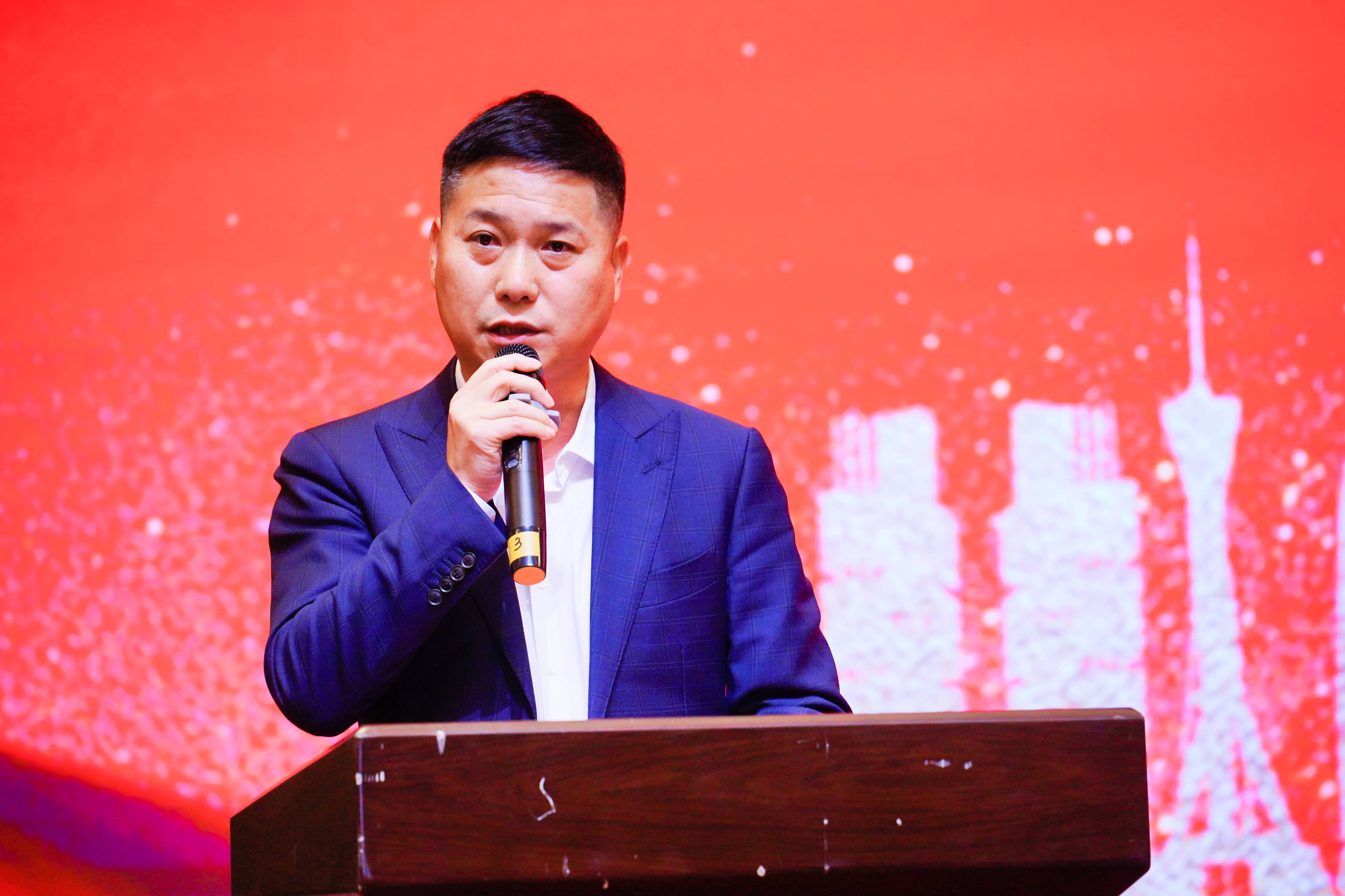 凝聚商力 共襄盛世 郑襄发展合作交流会圆满召开(图12) 王创红.jpg