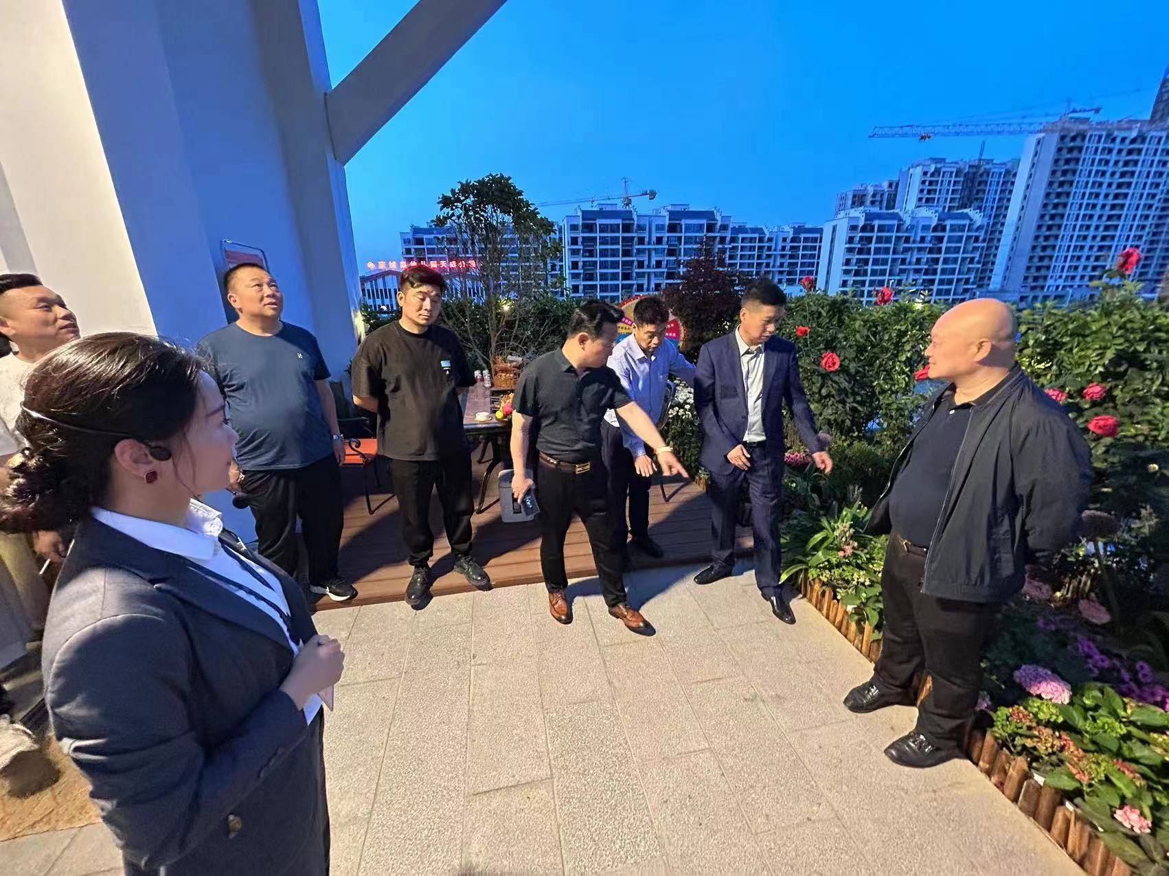 郑州市襄城商会“服务家乡 五一望月之夜”活动圆满结束(图3) 4.jpg