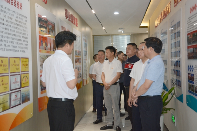 河南省工商联到郑州市温州商会调解中心专题调研商会调解工作(图1) 微信图片_20230706150822.jpg