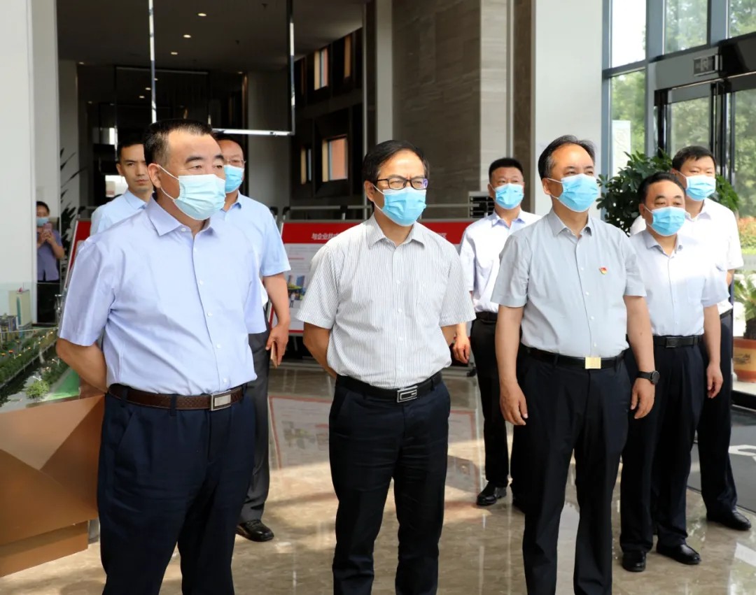 省委统战部调研组到新郑市调研(图1) 省委统战部调研组到新郑市调研(图1)