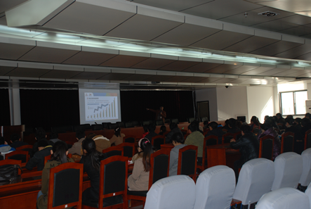 金水区凤凰台街道办事处积极为辖区企业提供便利服务(图1) 金水区凤凰台街道办事处积极为辖区企业提供便利服务(图1)