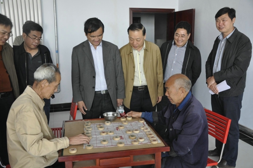 市工商联组织机关同志赴“同心”实践基地(图1) 市工商联组织机关同志赴“同心”实践基地(图1)