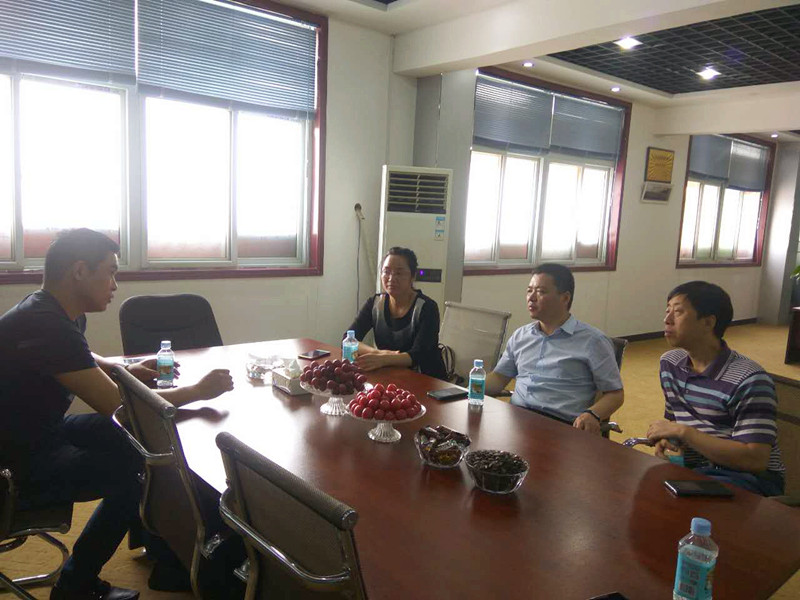 管城区统战部、工商联走访调研年轻一代会员企业(图2) 管城区统战部、工商联走访调研年轻一代会员企业(图2)