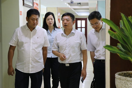 市工商联领导深入非公有制企业调研(图1) 市工商联领导深入非公有制企业调研(图1)