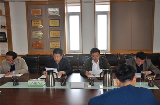 党派工商联支部召开组织生活会和民主评议党员会议(图2) 党派工商联支部召开组织生活会和民主评议党员会议(图2)