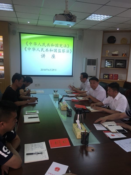 不忘初心跟党走 牢记使命筑防线(图3) 不忘初心跟党走 牢记使命筑防线(图3)