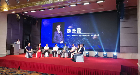 慈善敬老献爱心,衣暖人心扬美德(图4) 慈善敬老献爱心,衣暖人心扬美德(图4)