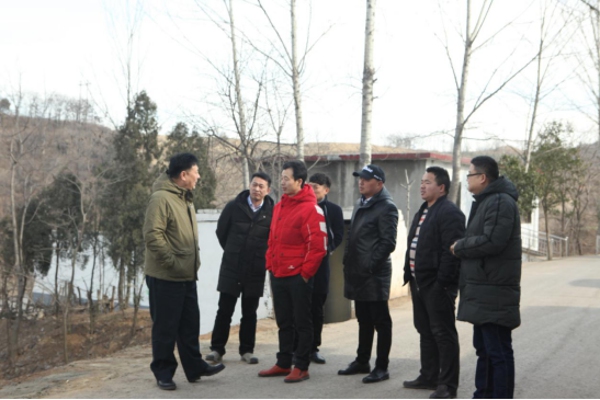 郑州市盐城商会精准扶贫暖冬行走进登封市煤窑沟村(图3) 郑州市盐城商会精准扶贫暖冬行走进登封市煤窑沟村(图3)