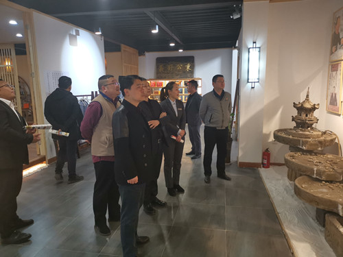 管城区街道到惠济区良库工舍·同心园区参观交流(图1) 管城区街道到惠济区良库工舍·同心园区参观交流(图1)