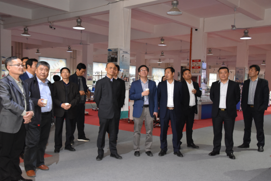 盐城商会参加驻豫江苏籍商会第三次联席会(图2) 盐城商会参加驻豫江苏籍商会第三次联席会(图2)