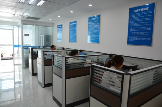 郑州温州商会走进河南金霖源律师事务所(图2) 郑州温州商会走进河南金霖源律师事务所(图2)