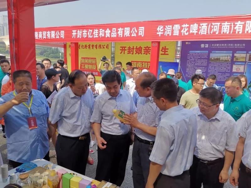 惠济区非公企业积极参加河南省食品安全宣传周活动(图2) 惠济区非公企业积极参加河南省食品安全宣传周活动(图2)