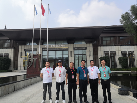 盐城商会组织参加百名苏商开封行活动(图1) 盐城商会组织参加百名苏商开封行活动(图1)