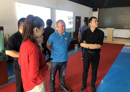 郑州市青年企业家商会举行第二次“进企业”走访调研活动(图3) 郑州市青年企业家商会举行第二次“进企业”走访调研活动(图3)