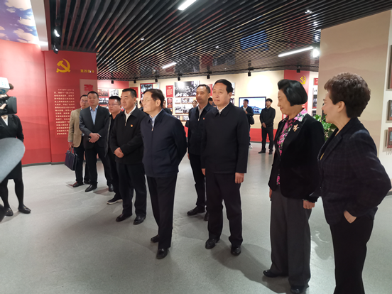 中央统战部、全国工商联调研组调研我市推动民营经济高质量发展工作(图1) 中央统战部、全国工商联调研组调研我市推动民营经济高质量发展工作(图1)