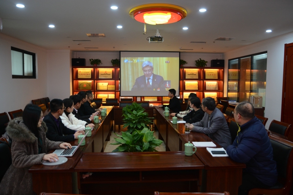 郑州温州商会集中收看河南省两会实况(图2) 郑州温州商会集中收看河南省两会实况(图2)