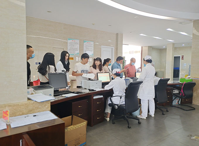 郑州市盐城商会组织会员进行健康体检活(图1) 郑州市盐城商会组织会员进行健康体检活(图1)