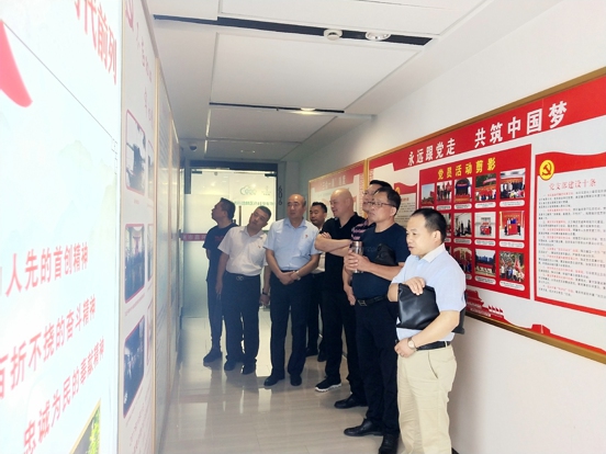 路华大厦到郑州市嘉兴商会交流指导工作(图1) 路华大厦到郑州市嘉兴商会交流指导工作(图1)