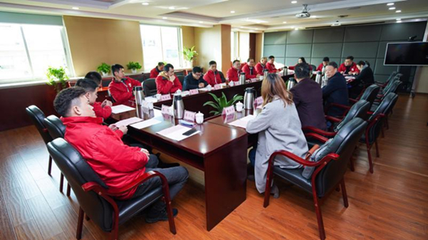 李金勇书记带领青商会赴杭州考察(图1) 李金勇书记带领青商会赴杭州考察(图1)