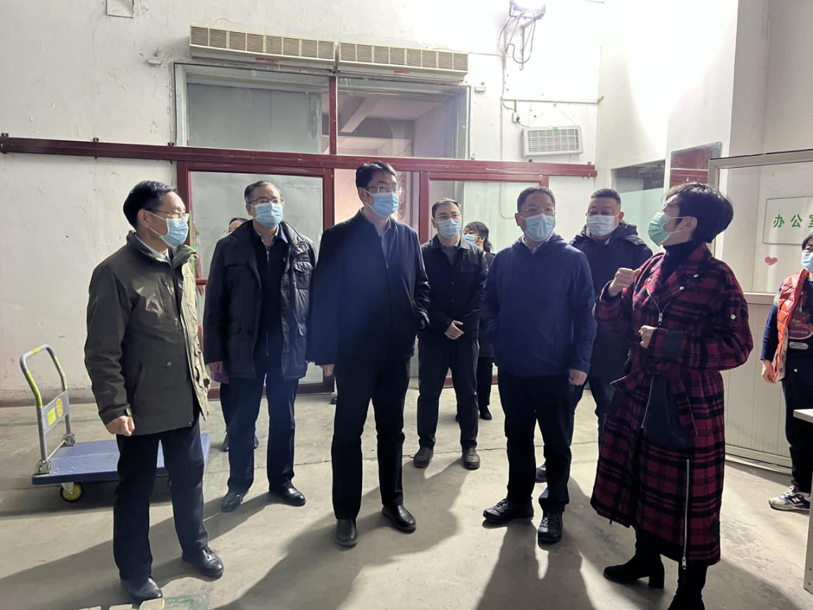 管城区领导开展“万人助万企”活动专题调研(图1)