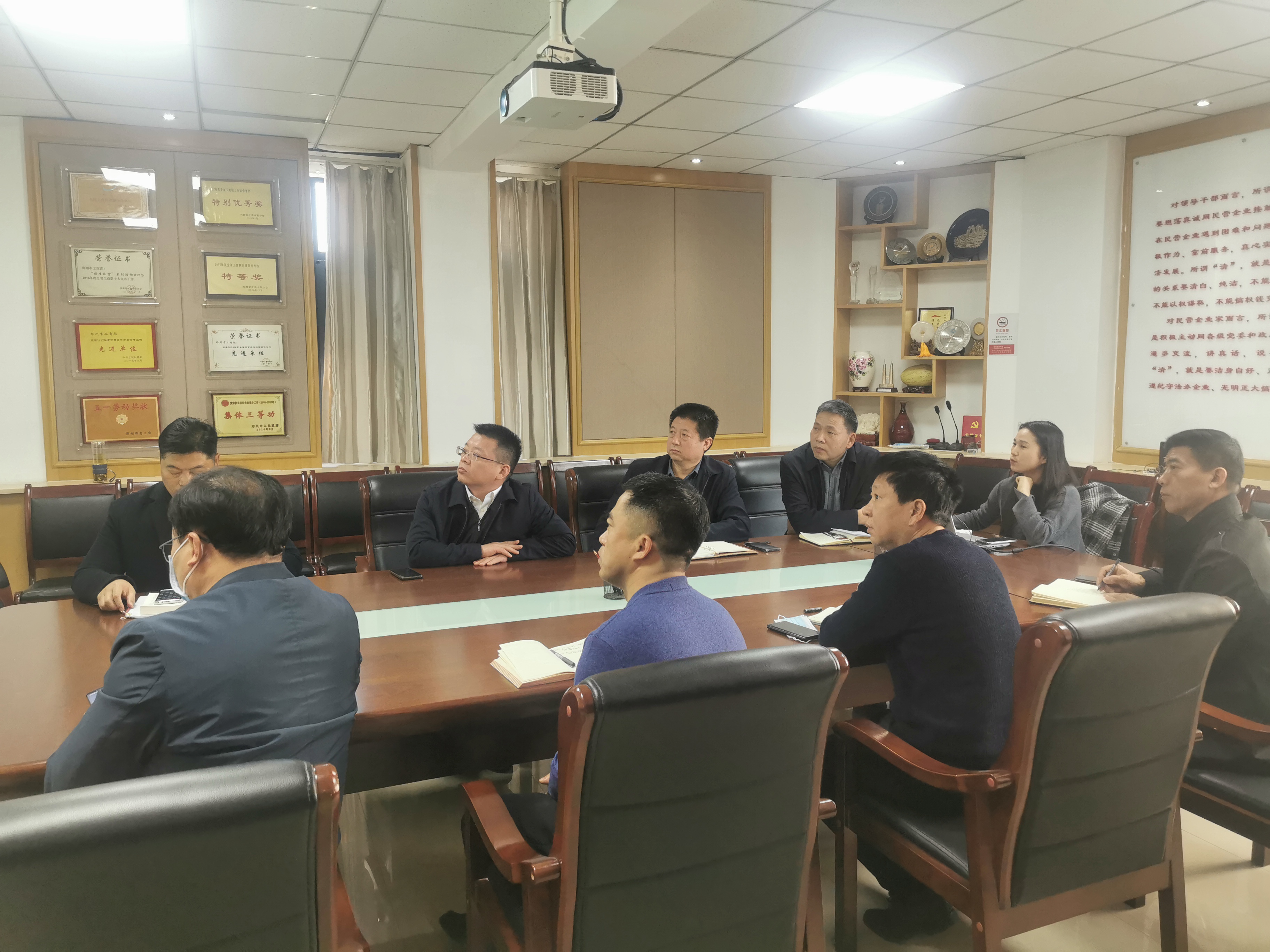 贯彻习近平法治思想 强化新时代工商联工作(图3) 贯彻习近平法治思想 强化新时代工商联工作(图3)