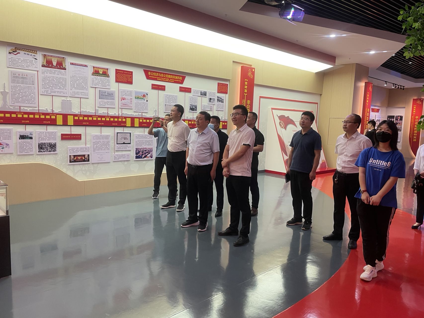 荥阳市工商联到新郑友好交流(图2) 微信图片_202207191751182.jpg