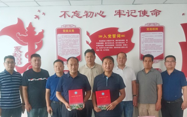 伊川县工商联到登封市工商联考察学习(图2) 微信图片_20220822111905.jpg