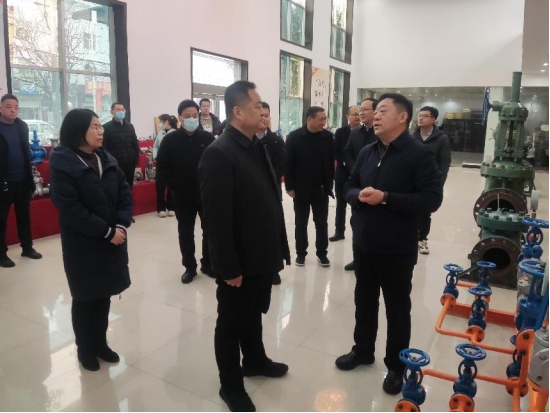 陈勇调研荥阳市民营经济工作(图1) image.png