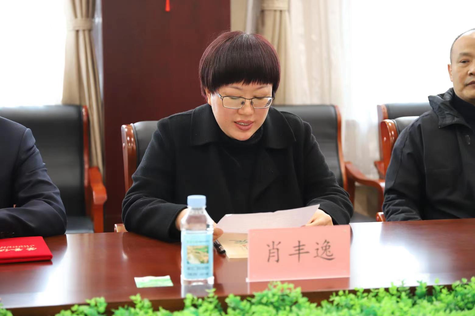 惠济区工商联 开展民企爱心助学活动(图4) 肖丰逸讲话.jpg