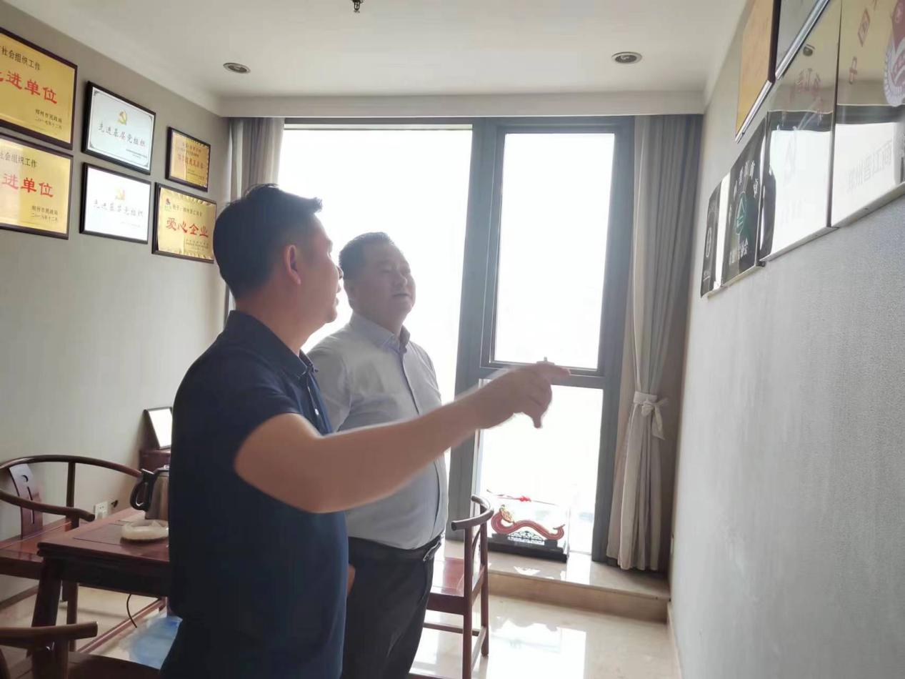 郑州市委统战部副部长、市工商联党组书记陈勇 赴郑州晋江商会调研指导工作(图2) 图片2.png