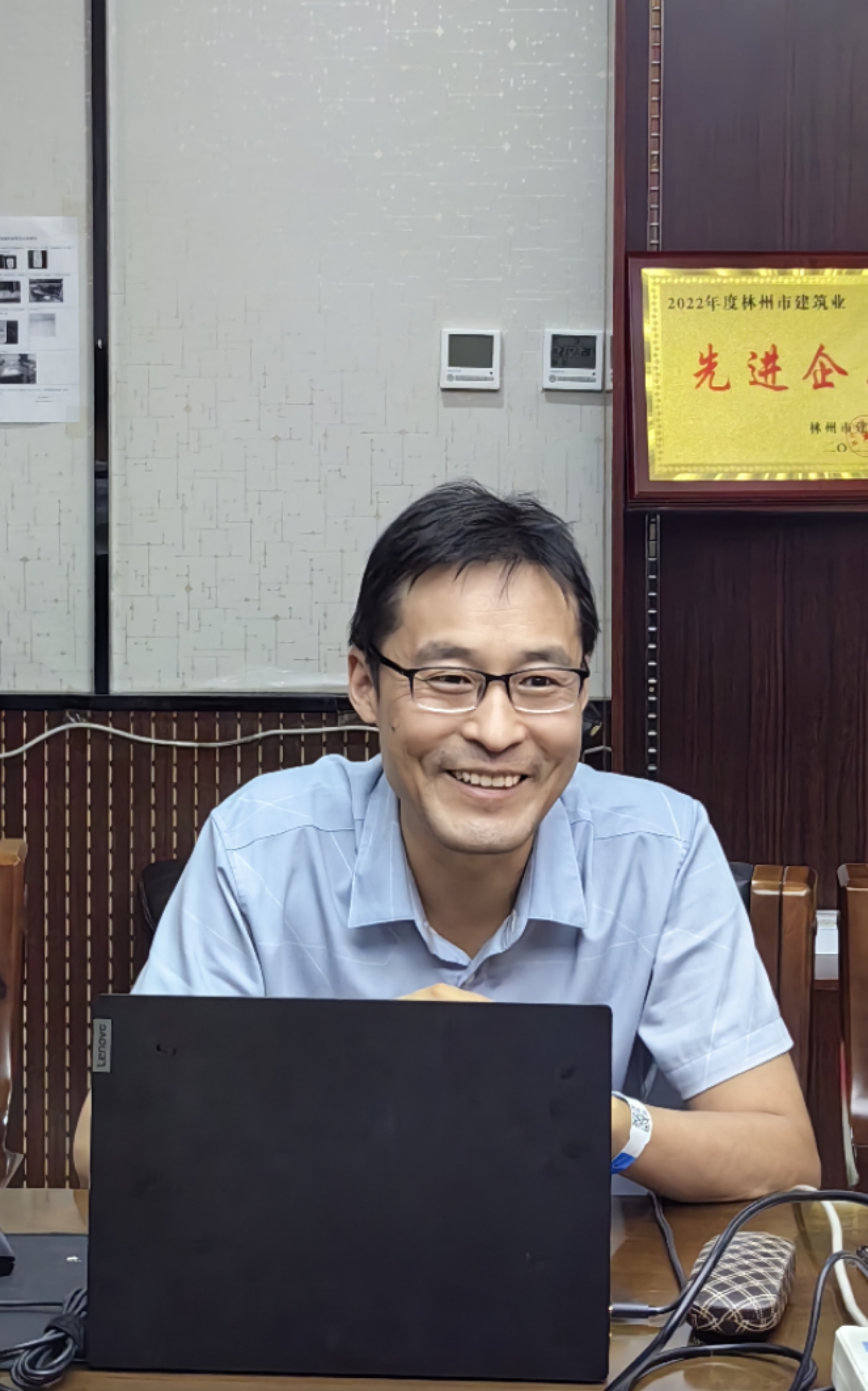 郑州延津商会举办关爱下一代助学活动(图4) dd007f9ed452bfcfdc76aa821b9d60b.jpg