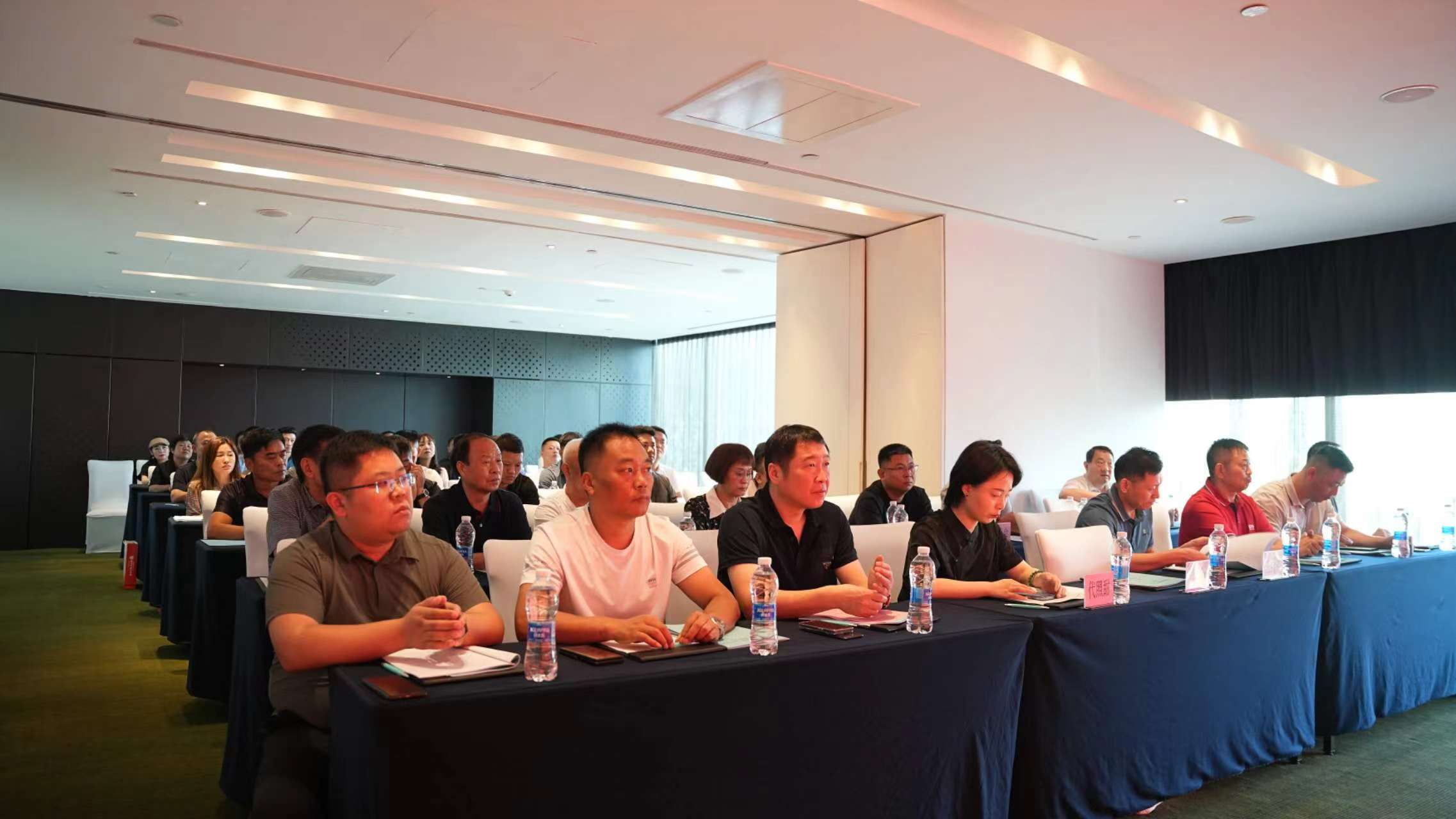 郑州市宿州商会举行成立大会(图2) 宿州2.jpg