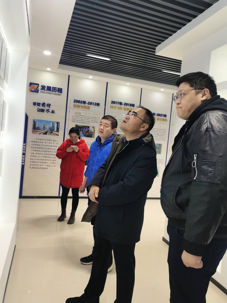 中牟县委常委、统战部长赵建庭 走访调研民营企业(图1)