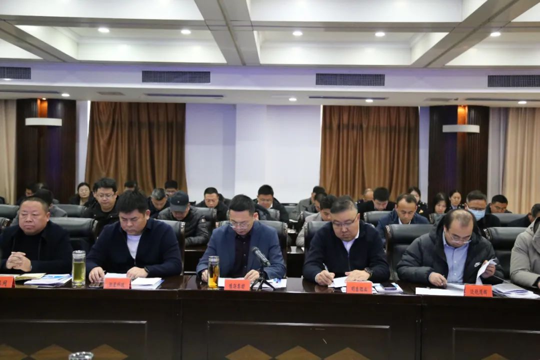 巩义市召开民营企业座谈会(图2)