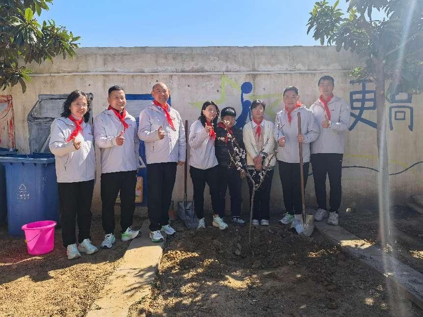  “公益并肩 温暖同行”——国货助梦专项公益活动捐赠仪式启动(图4)