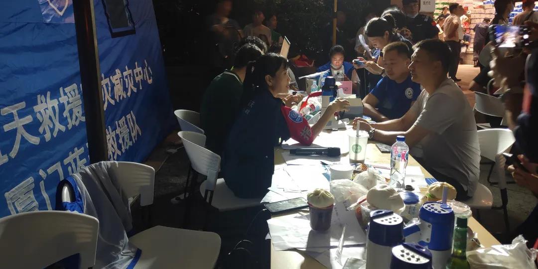 郑州市南平商会抗洪救灾献爱心在行动(一)(图1) 郑州市南平商会抗洪救灾献爱心在行动(一)(图1)