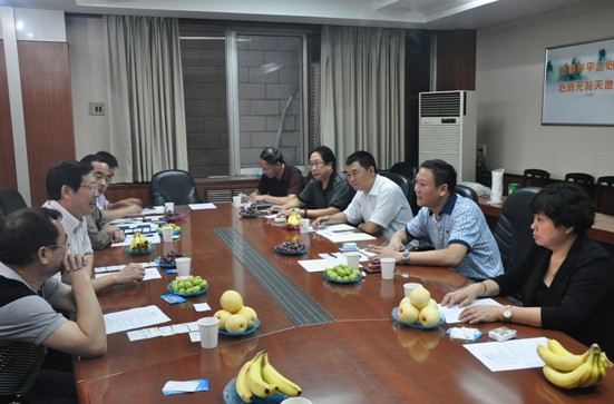 连云港市工商联赴我会座谈(图1) 连云港市工商联赴我会座谈(图1)