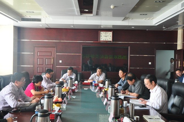 郑州市经济发展环境座谈会在市纪委召开(图2) 郑州市经济发展环境座谈会在市纪委召开(图2)