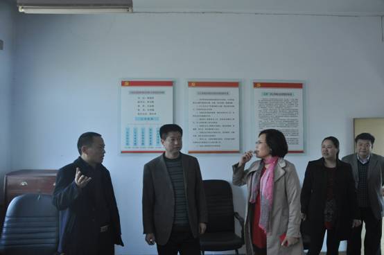 伟德体育直播开奖入口赴新郑工商联调研(图2) 伟德体育直播开奖入口赴新郑工商联调研(图2)