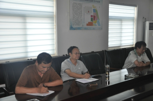 郑州市委统战部驻群众工作队推进会在福华街道办事处召开(图1) 郑州市委统战部驻群众工作队推进会在福华街道办事处召开(图1)