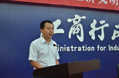 郑州市非公经济文明经营公约签约大会成功召开(图4) 郑州市非公经济文明经营公约签约大会成功召开(图4)