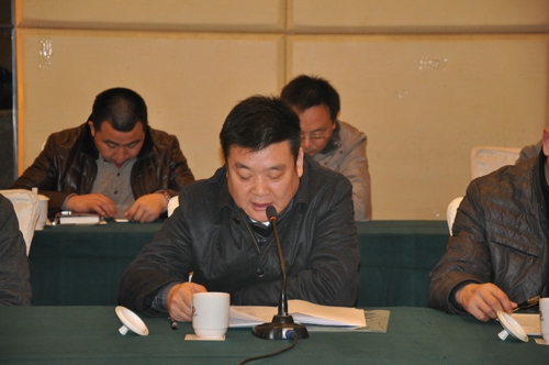 伟德体育直播开奖入口召开座谈会(图2) 伟德体育直播开奖入口召开座谈会(图2)